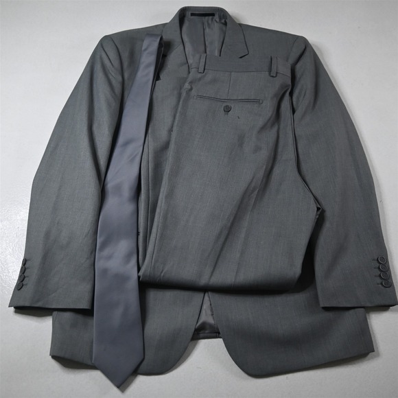 Renoir 42R 36x30 Gray Matching Tie Mens Jacket Pants Suit